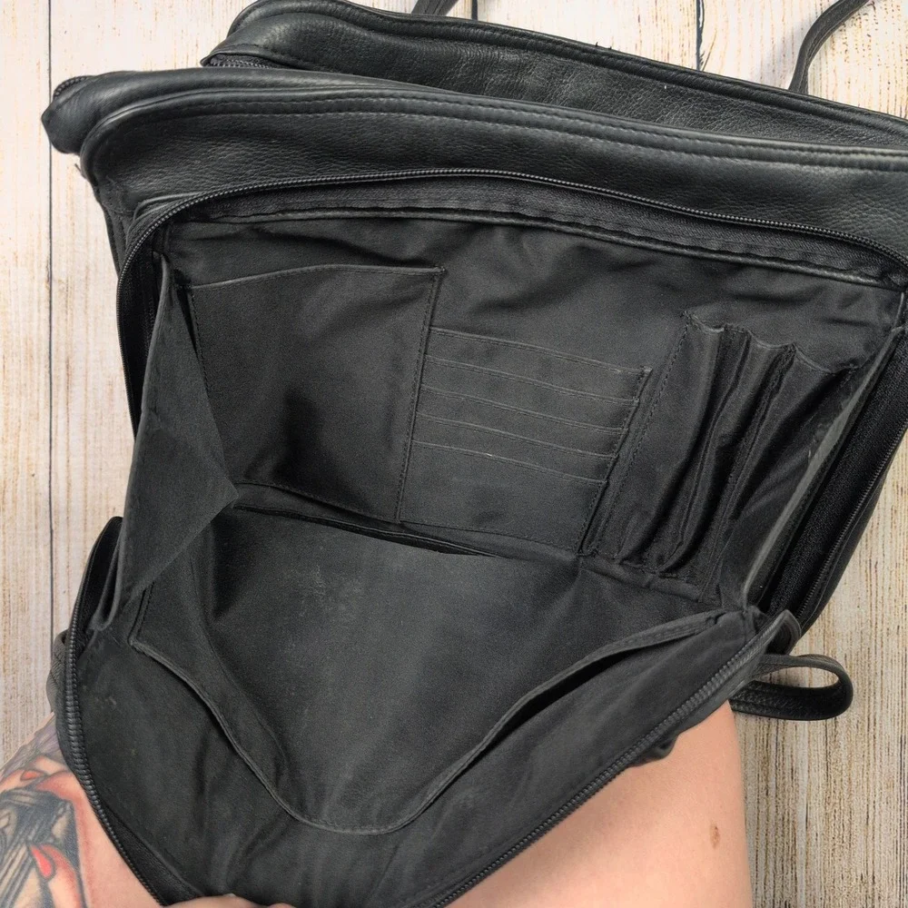 Tignanello Black Leather Crossbody Shoulder‎ Bag Organizer Purse